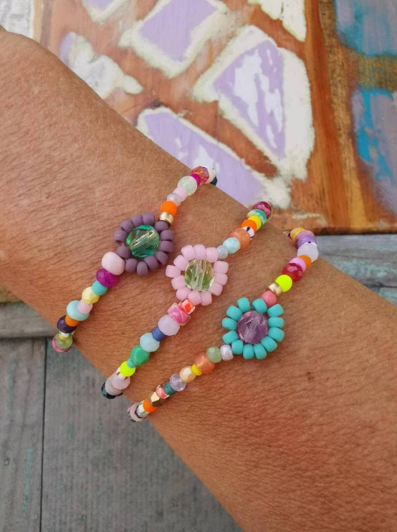 Armband - Blümchen Boho Hippie Sweet Summertime Elastisch von charmone