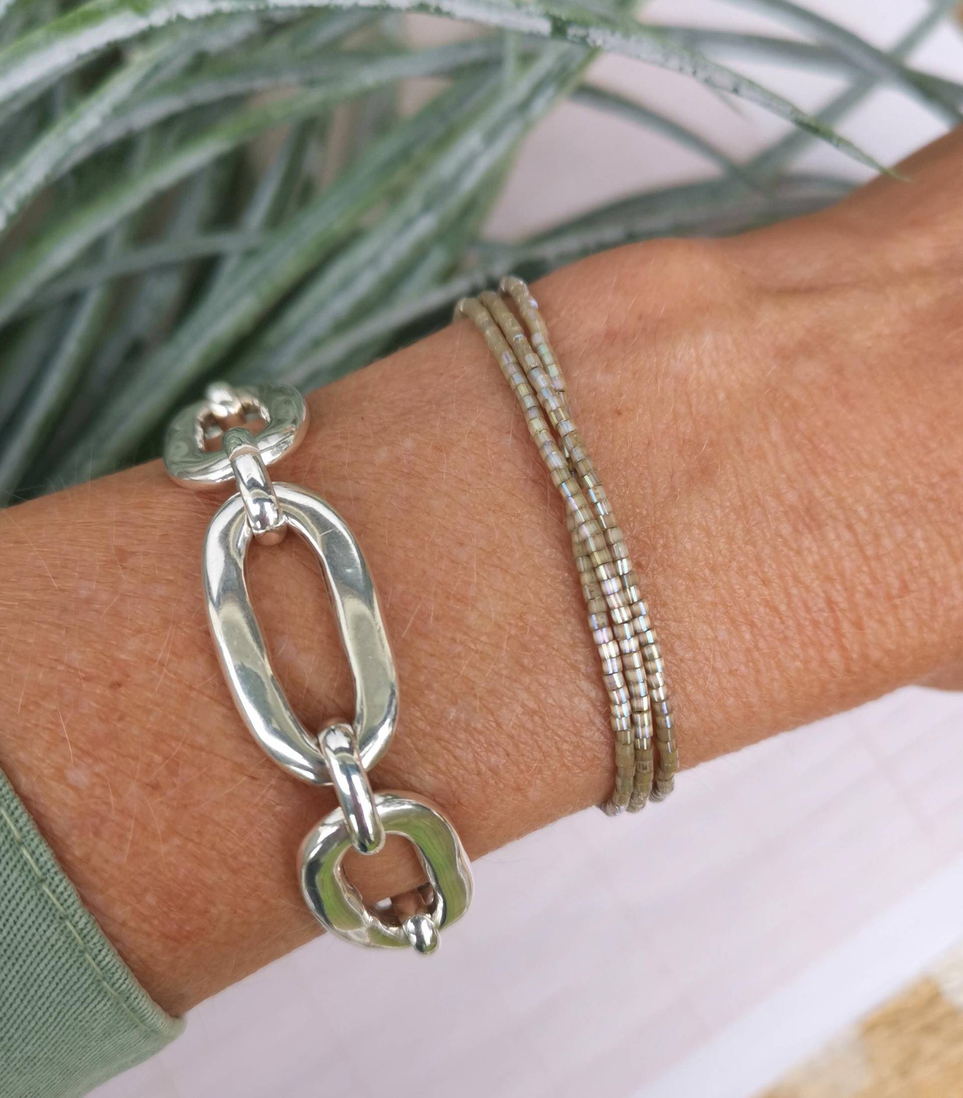 Armband Dreireihig Boho - Miyuki Glasperlen Opal Cacao Lined Zart von charmone