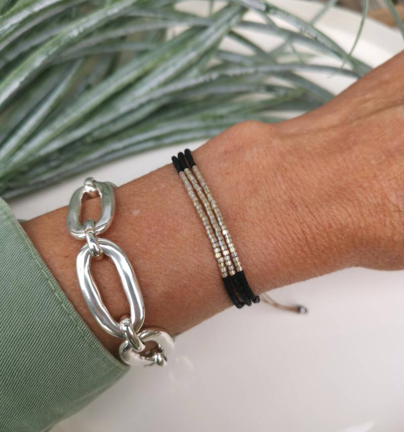 Armband Dreireihig Boho - Miyuki Glasperlen Schwarz Opal Cacao Lined Zart von charmone