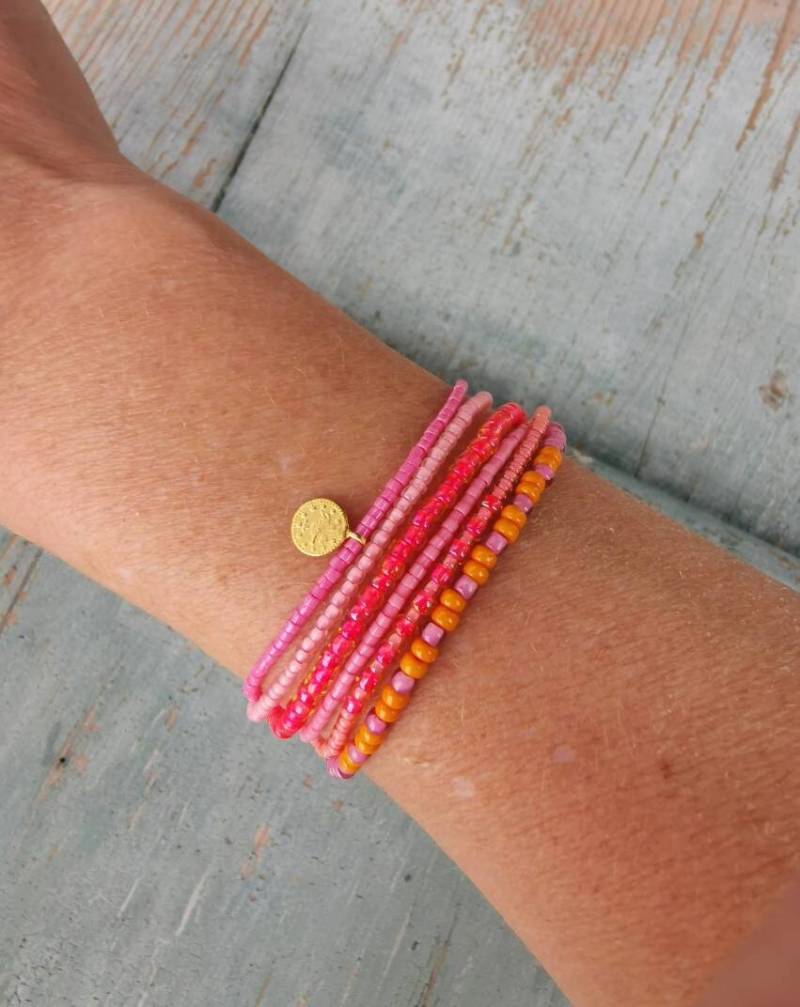 Armband Mehrreihig Boho - Münze Glasperlen Seed Beads Rosa Pink Orange von charmone