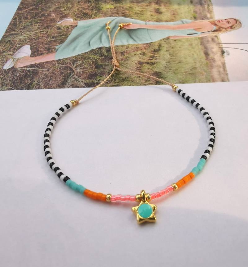 Armband - Miyuki Delica Glasperlen Neon Zart Hippie Boho Stern Freundschaftsband von charmone