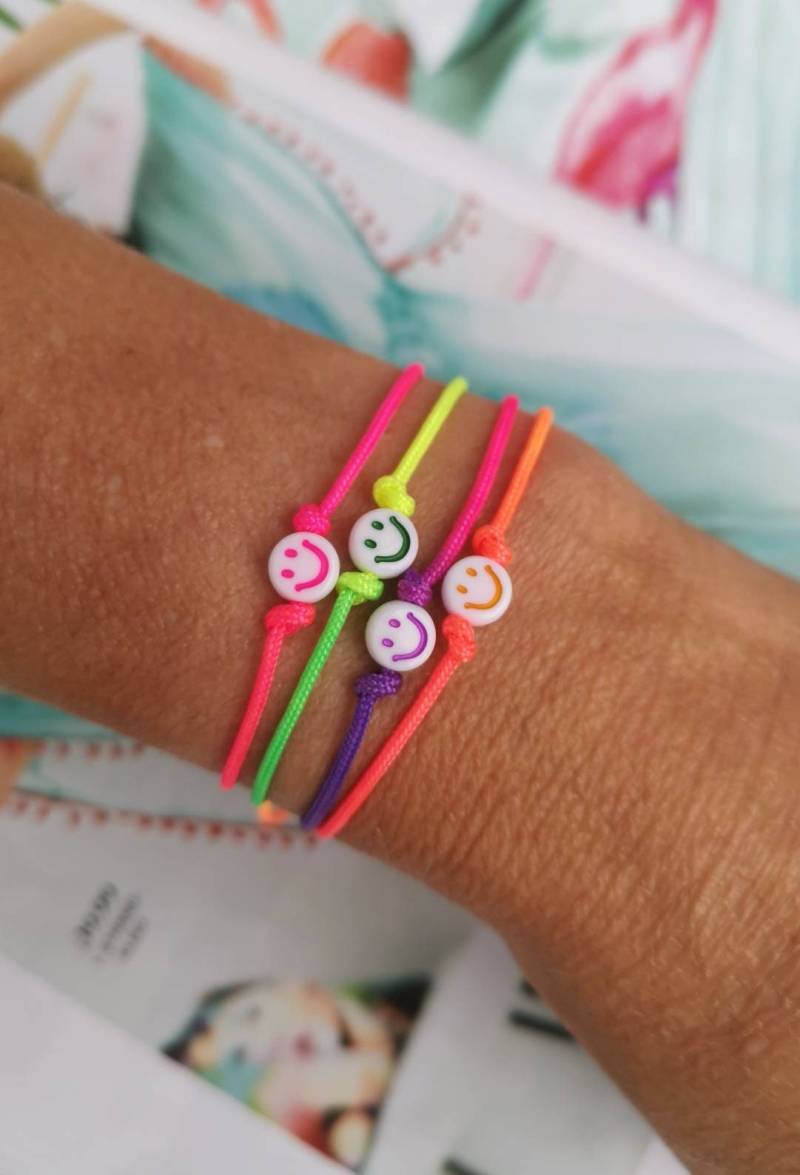 Armband - You Make Me Smile Neon Sweet Freundschaftsband von charmone