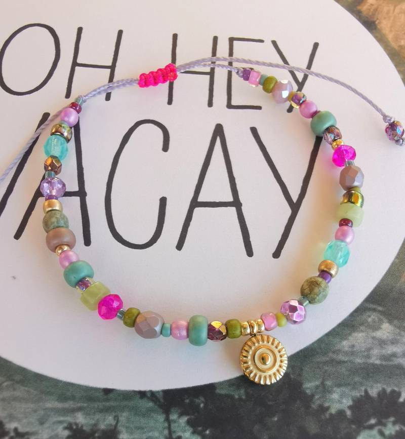 Armband Zart - Facettierte Glasperlen Boho Herbst Goldfarben Sonne Anhänger von charmone