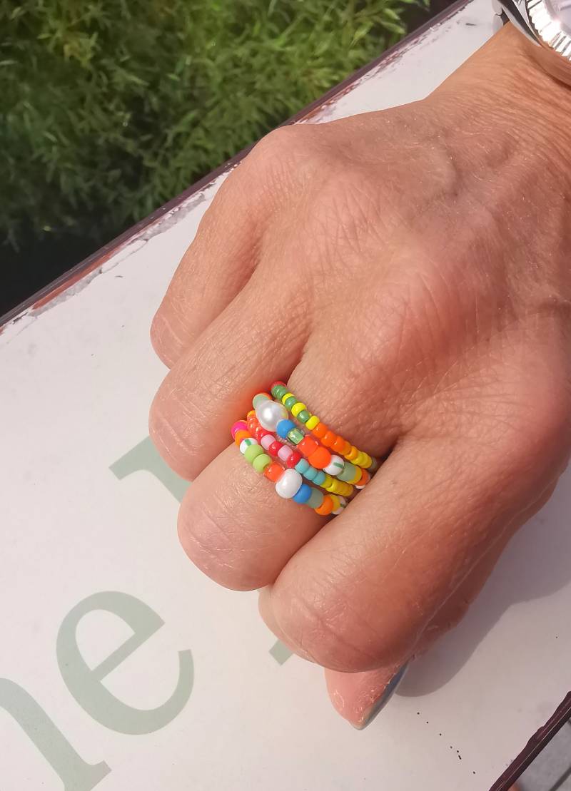 Ring Set 4 -Teilig - Boho Elastisch Toho Beads Beach Glasperlen Bunt Stretch von charmone