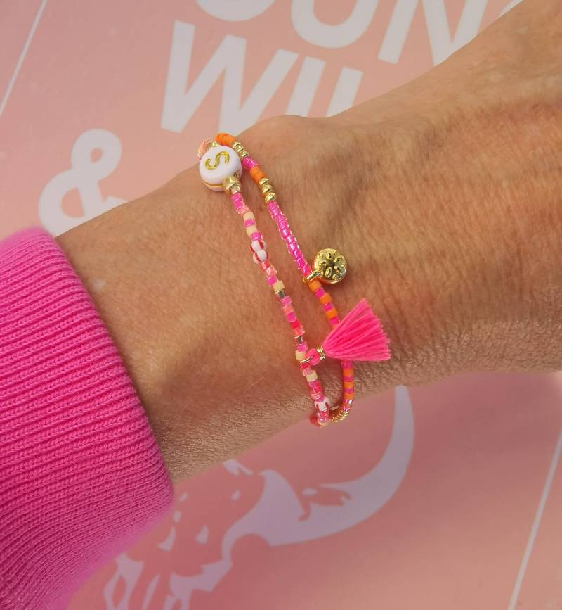 Zartes Armband Set - 2-Teilig Neon Miyuki Buchstabe Personalisiert von charmone