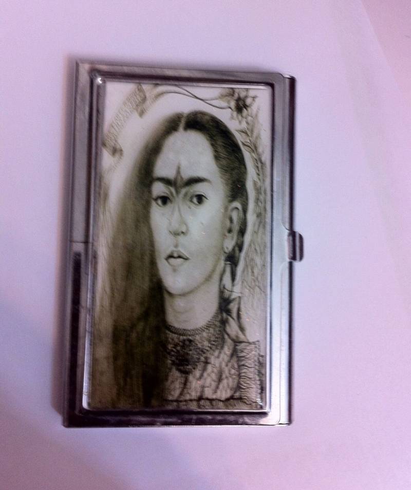 Frida Indigo Portrait Visitenkartenhalter Kreditkartenetui von cheetahrama