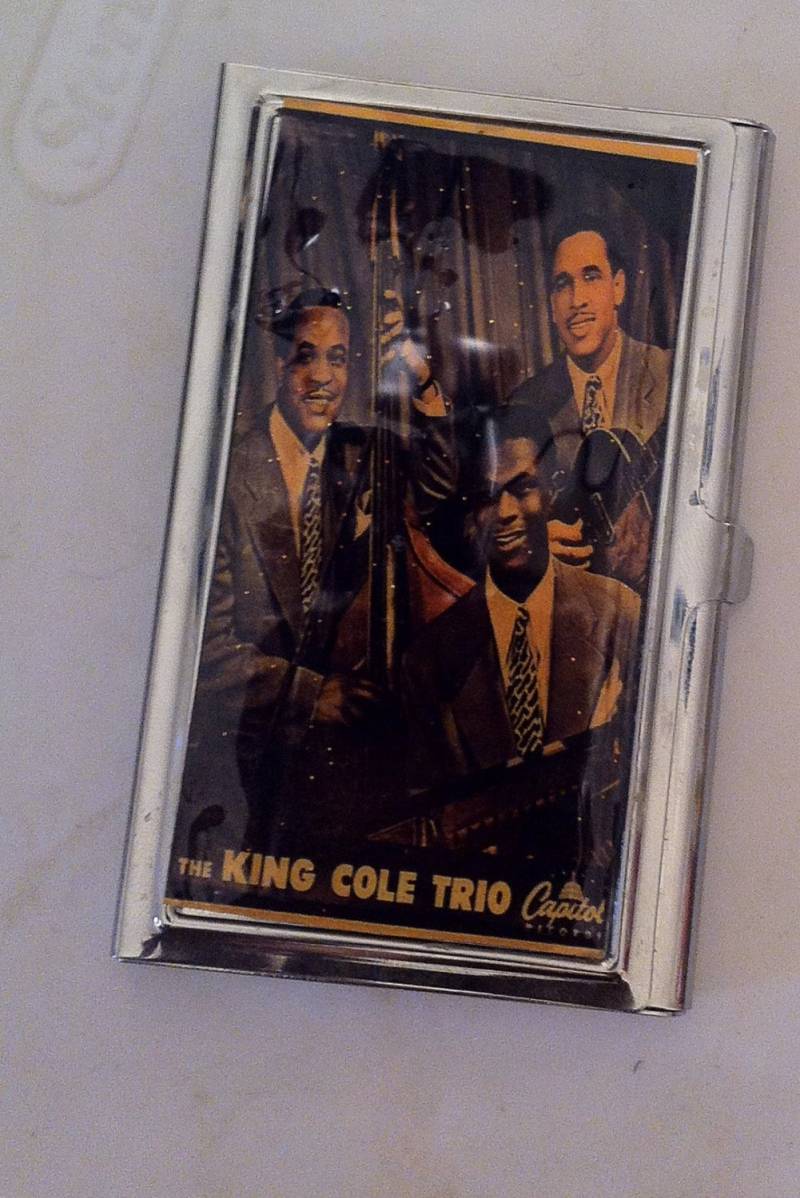 Retro Nat King Cole Trio Jazz Visitenkartenhalter Kreditkartenetui von cheetahrama