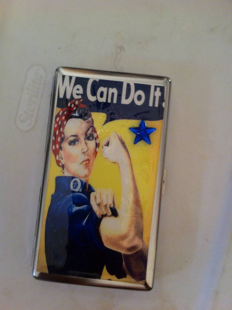 Rosie The Riveter Spiegel Taschentuchhalter Oder 120Er Zigarette 2-Clip Portemonnaie Business Kreditkartenetui von cheetahrama