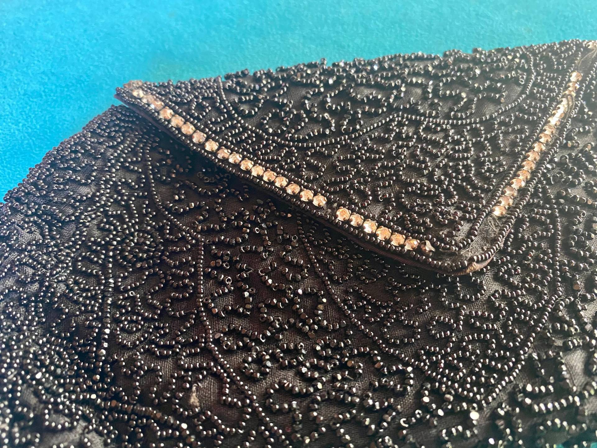 1920Er Dancing Clutch Schwarze Perlen Handtasche Mit Strass Verzierung Vintage Abendtasche von chicvintageclassics
