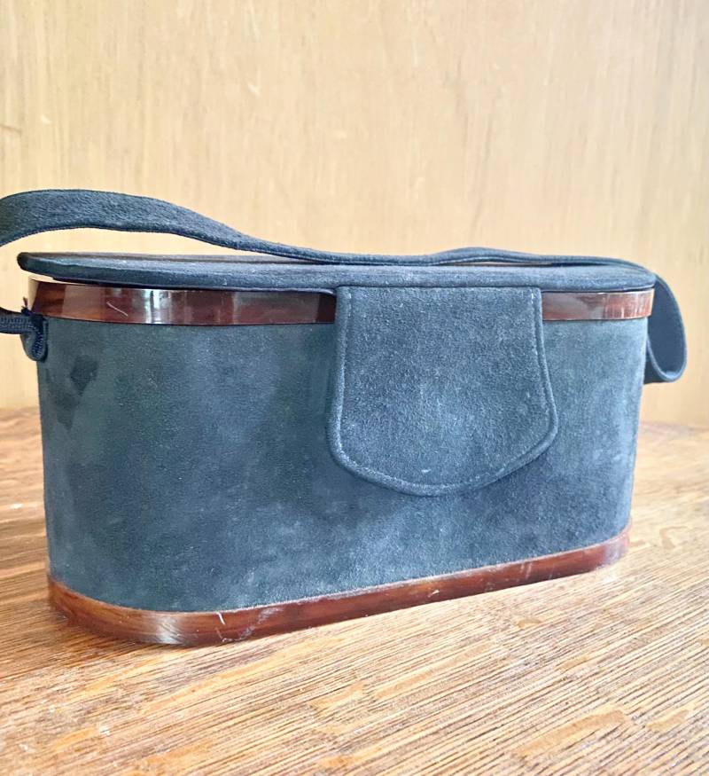Wildleder Box Purse Bakelite Trim Navy 1940Er Jahre Rar von chicvintageclassics