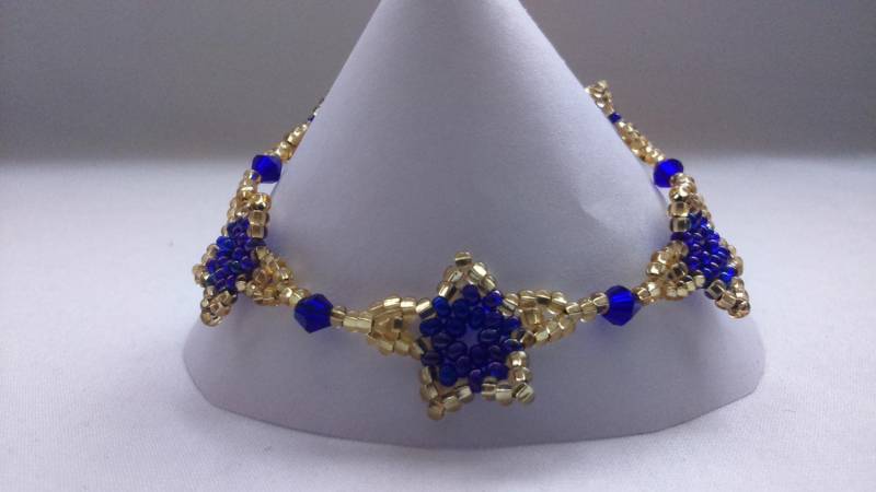 Blau Und Gold Farbe Stern Kettenarmband von chloehandmadeitems