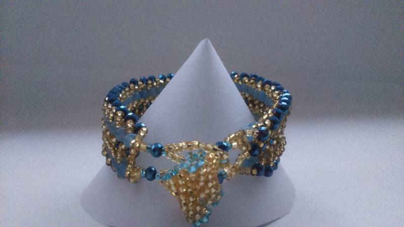 Blaue Flache Doppelspirale Armband von chloehandmadeitems