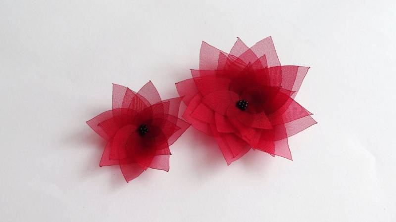 2 Handgemachte Rote Lotus Organza Stoff Blumen Verschönerung von chocolatebird