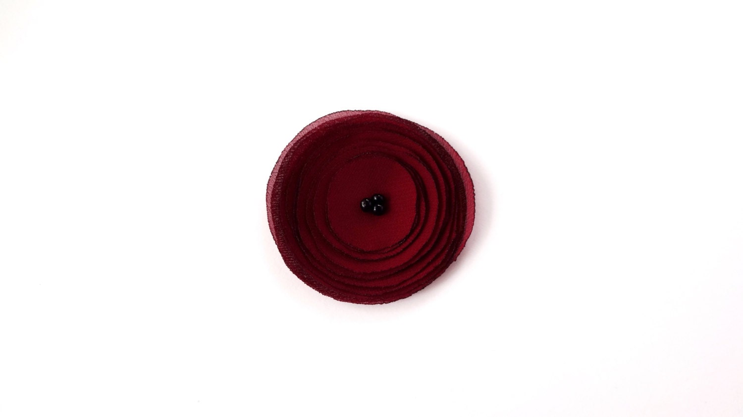 Handgefertigte Dunkel Rot Chiffon Mohnblumen Verzierung Handgefertigte Dunkel Rot Chiffon Mohnblumen Verzierung von chocolatebird