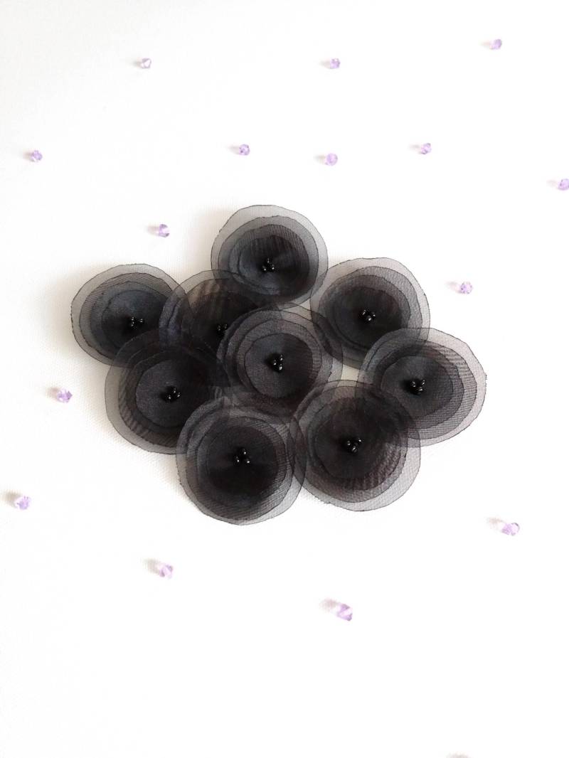 Handgemachte Schwarz Organza Stoff Mohnblumen Verschönerung Handgemachte Schwarz Organza Stoff Mohnblumen Verschönerung von chocolatebird
