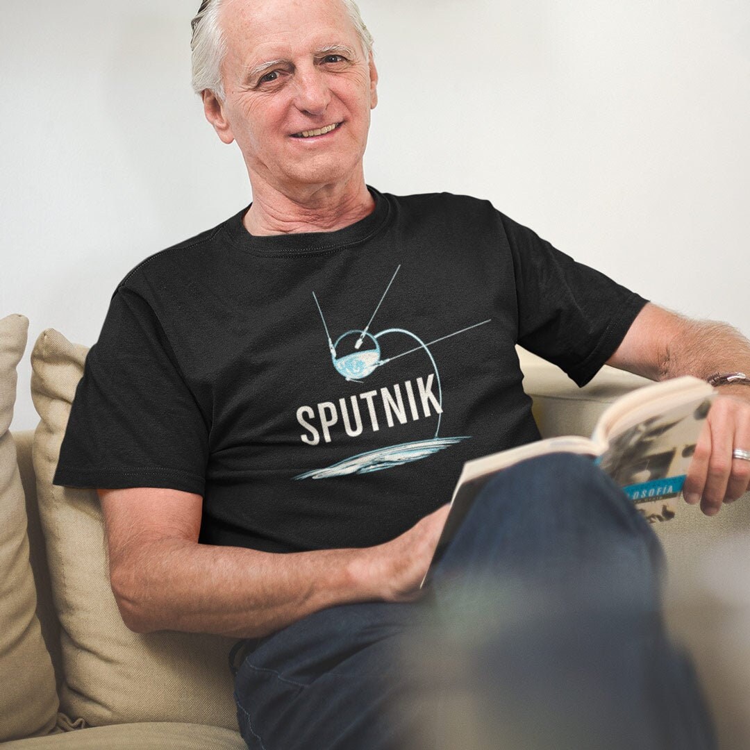 Sputnik T-Shirt Für Männer von chopshopstore