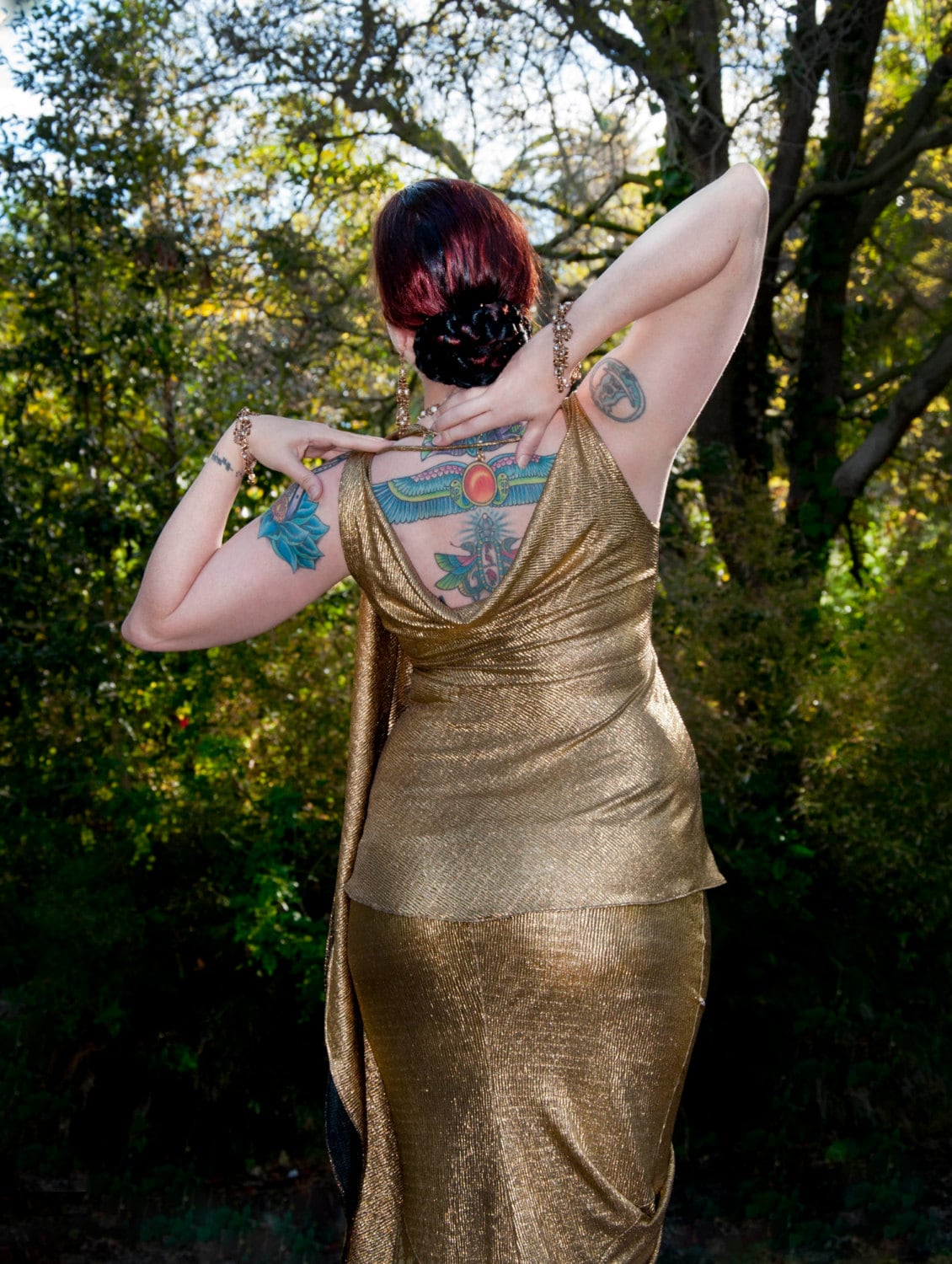Alte Hollywood Schwarz Gold Bluse von chovihani