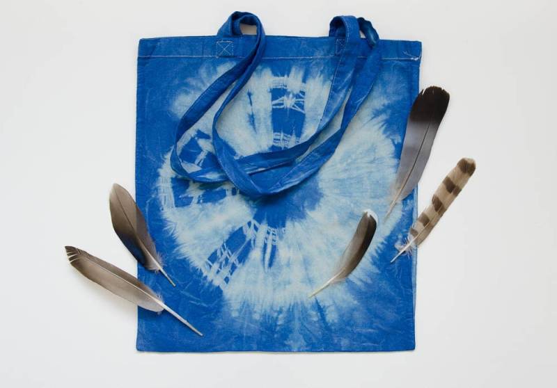 Batik Baumwolltasche, Blau Mit Kreis Batik Baumwolltasche, Blau Mit Kreis von chrigesart