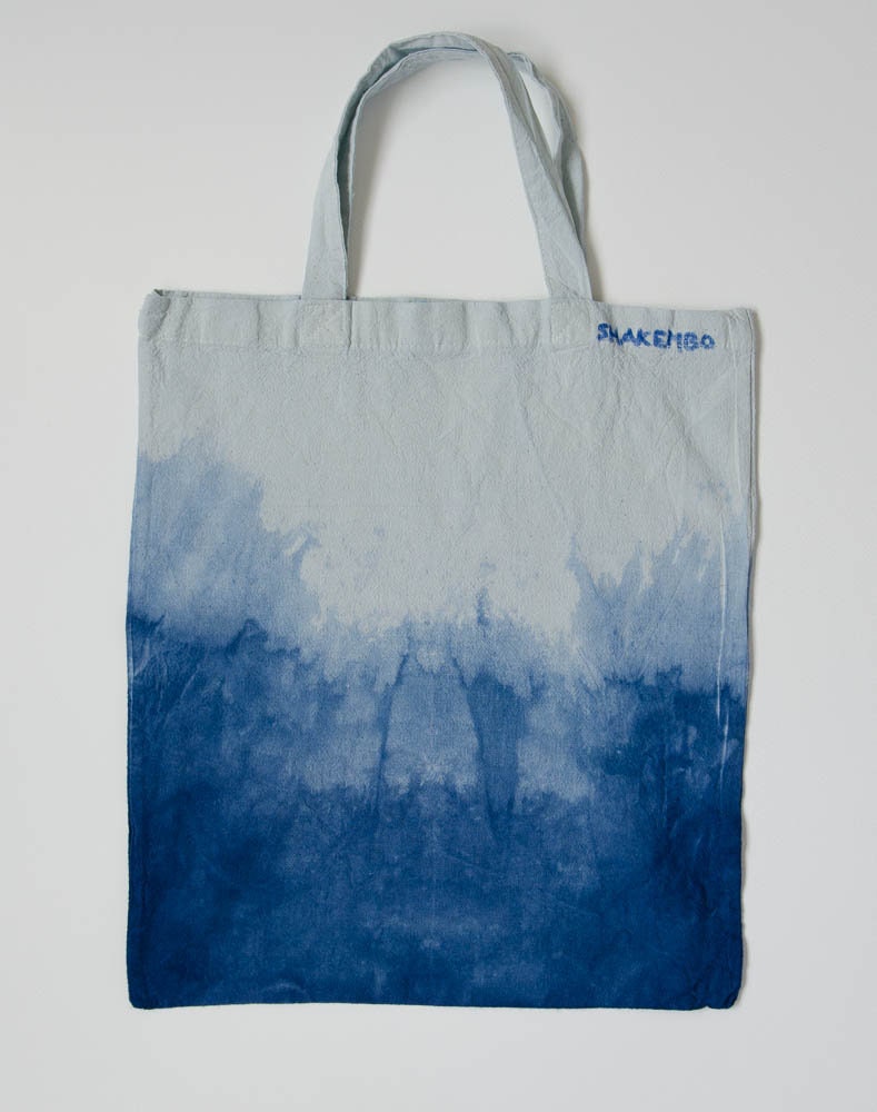 Batik Baumwolltasche Mit Farbverlauf, Dunkelblau Batik Baumwolltasche Mit Farbverlauf, Dunkelblau von chrigesart