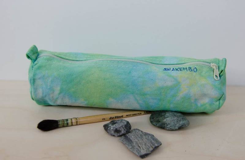 Federmäppchen, Batik, Grüntöne, Stiftebeutel, Baumwolle von chrigesart