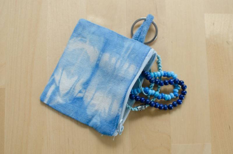 Kleiner Beutel Mit Reissverschluss, Hellblau, Für Schlüssel, Geld Und Weitere Kleine Sachen Kleiner Beutel Mit Reissverschluss, Hellblau, Für Schlüssel, Geld Und Weitere Kleine Sachen von chrigesart