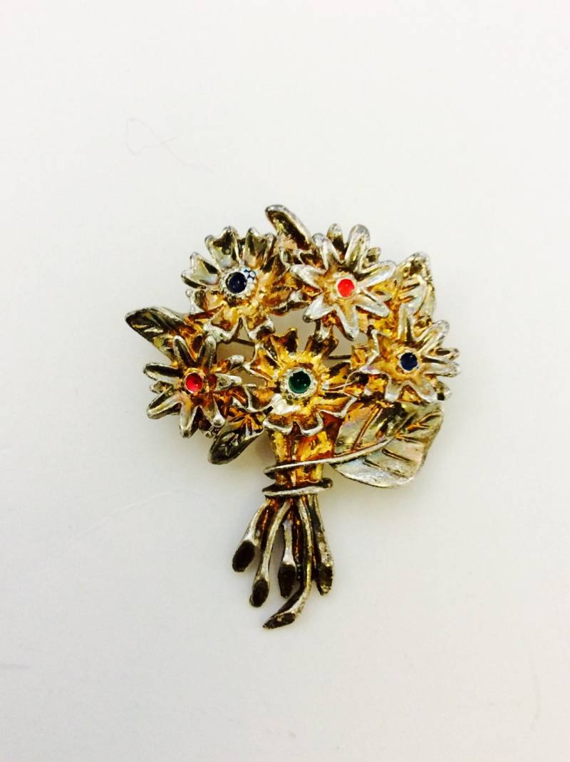 Vintage Blumenstrauß Brosche Goldfarben Bunte Emaille Blüten von chrisaliciavintage
