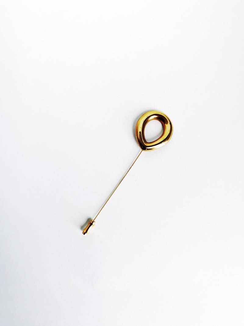 Vintage Gold Ton Hutnadel Abstrakte Kreis Stick Pin von chrisaliciavintage