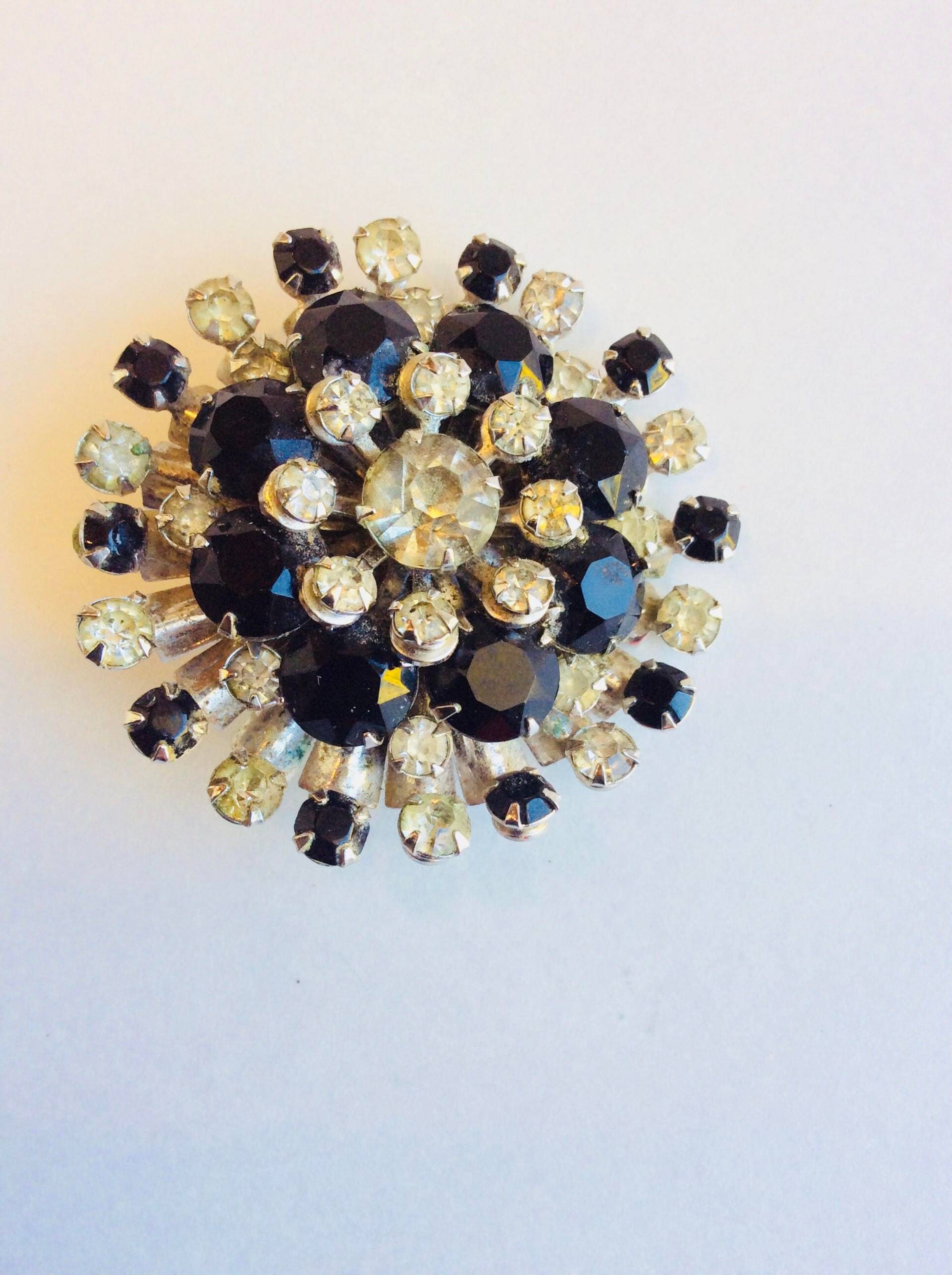 Vintage Strass Brosche Black & White Starburst Pin von chrisaliciavintage