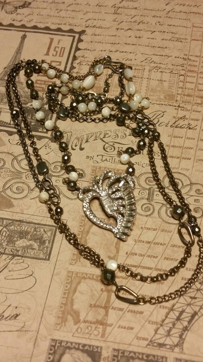 Upcycled Vintage Strass Multi Strand Halskette, Ooak Upcycled Vintage Strass Multi Strand Halskette, Ooak von chrissyslove4beads
