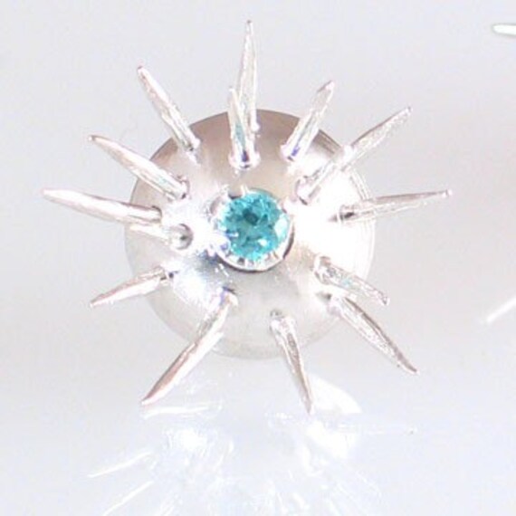 Spike Ohrringe Aus Sterlingsilber Mit Apatit von christinebossler