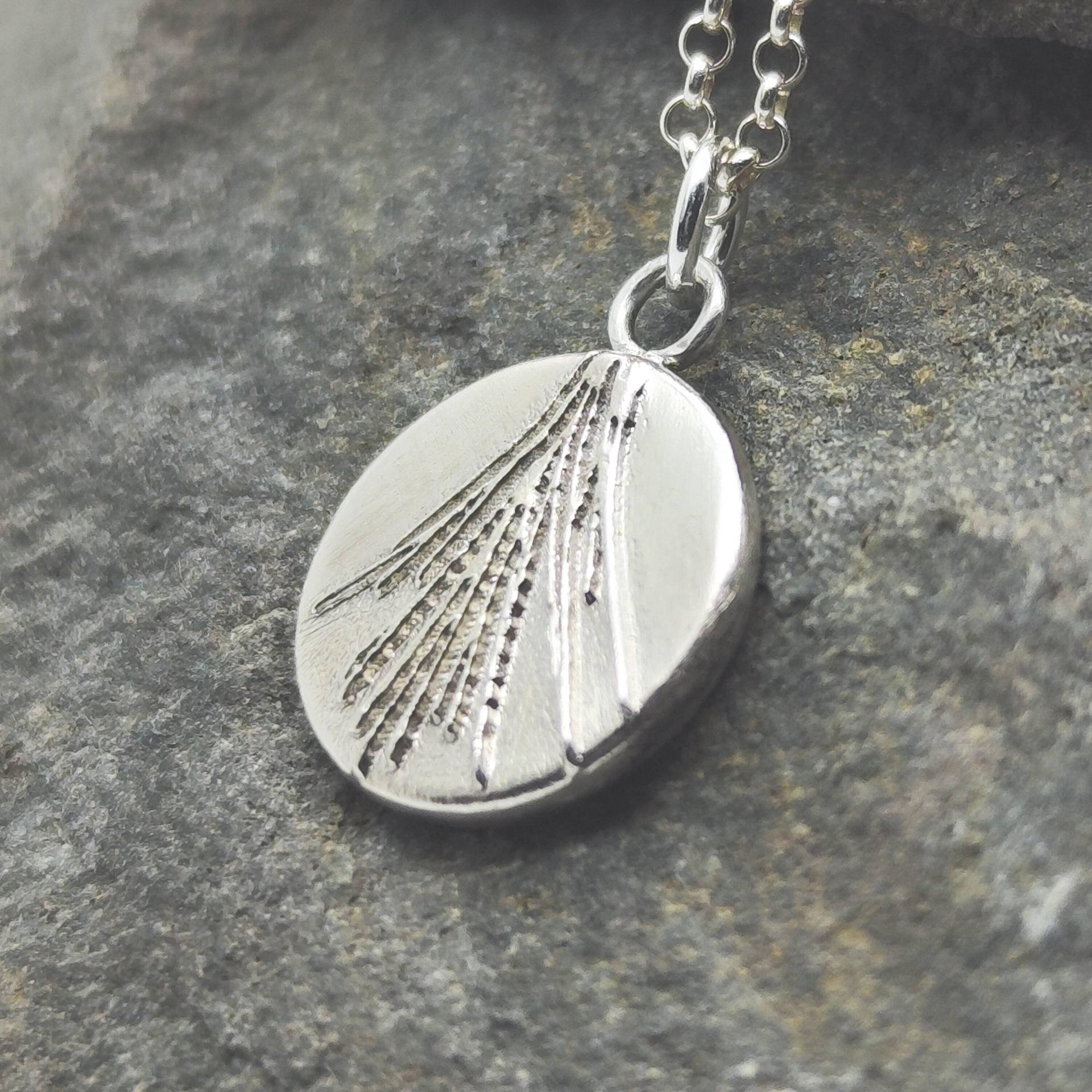 Silber Statement Halsanhänger, Zwei Naturmotive Zum Wechseln, Einmaliges Original Gräsermotiv, Runder 3D Relief Anhänger von christophdausdesign