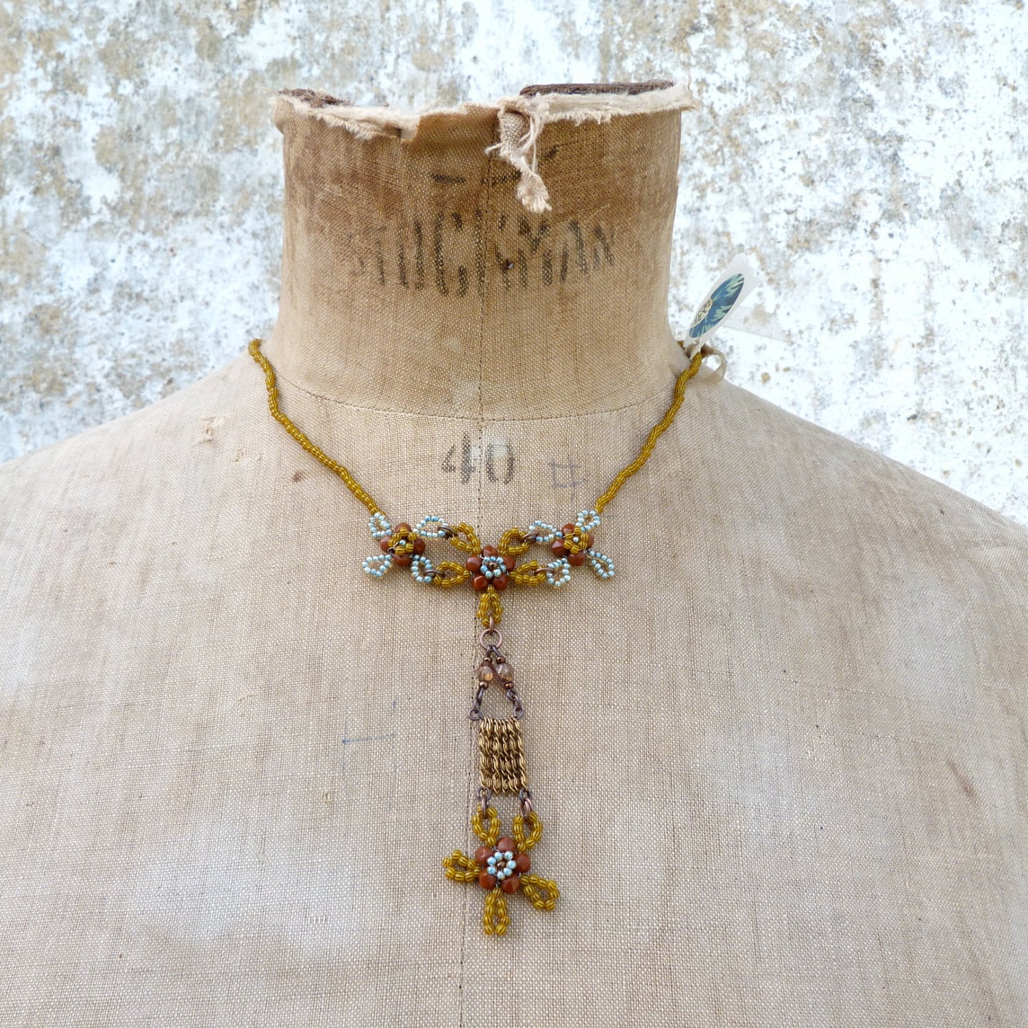Halskette Mit Glasperlen Im Art Deco Stil von cielmesbijoux