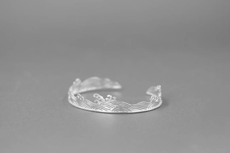 Surfen Welle Armreif-Sterling Silber Wasser Muster Armreif-Ausschnitt Style-Carve Schmuck-Geschenk Für Weihnachten von cindysilverstudio