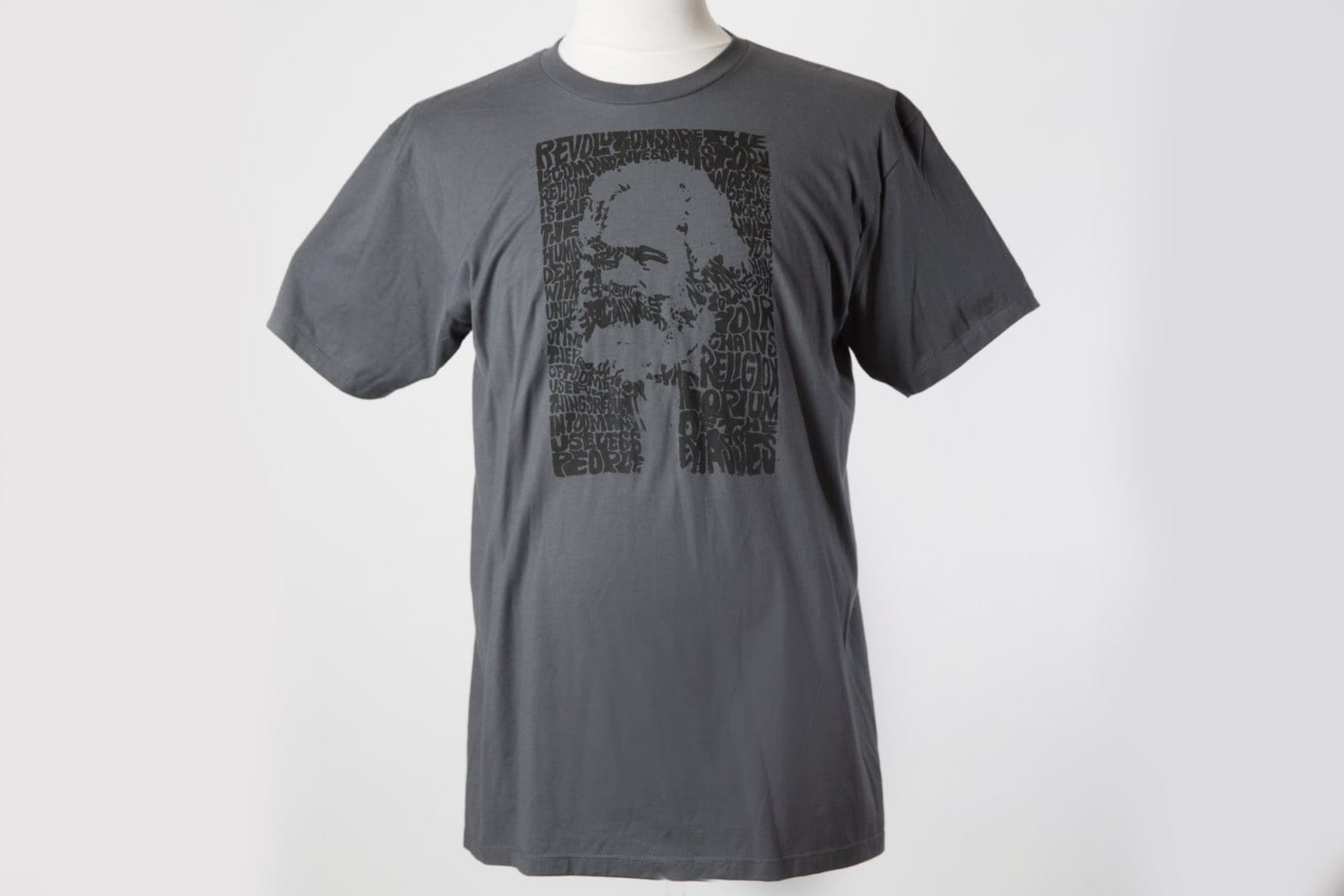 Karl-Marx-T-Shirt | Handgedrucktes Siebdruck-Grafik-T-Shirt-Zitat von civildisobedience