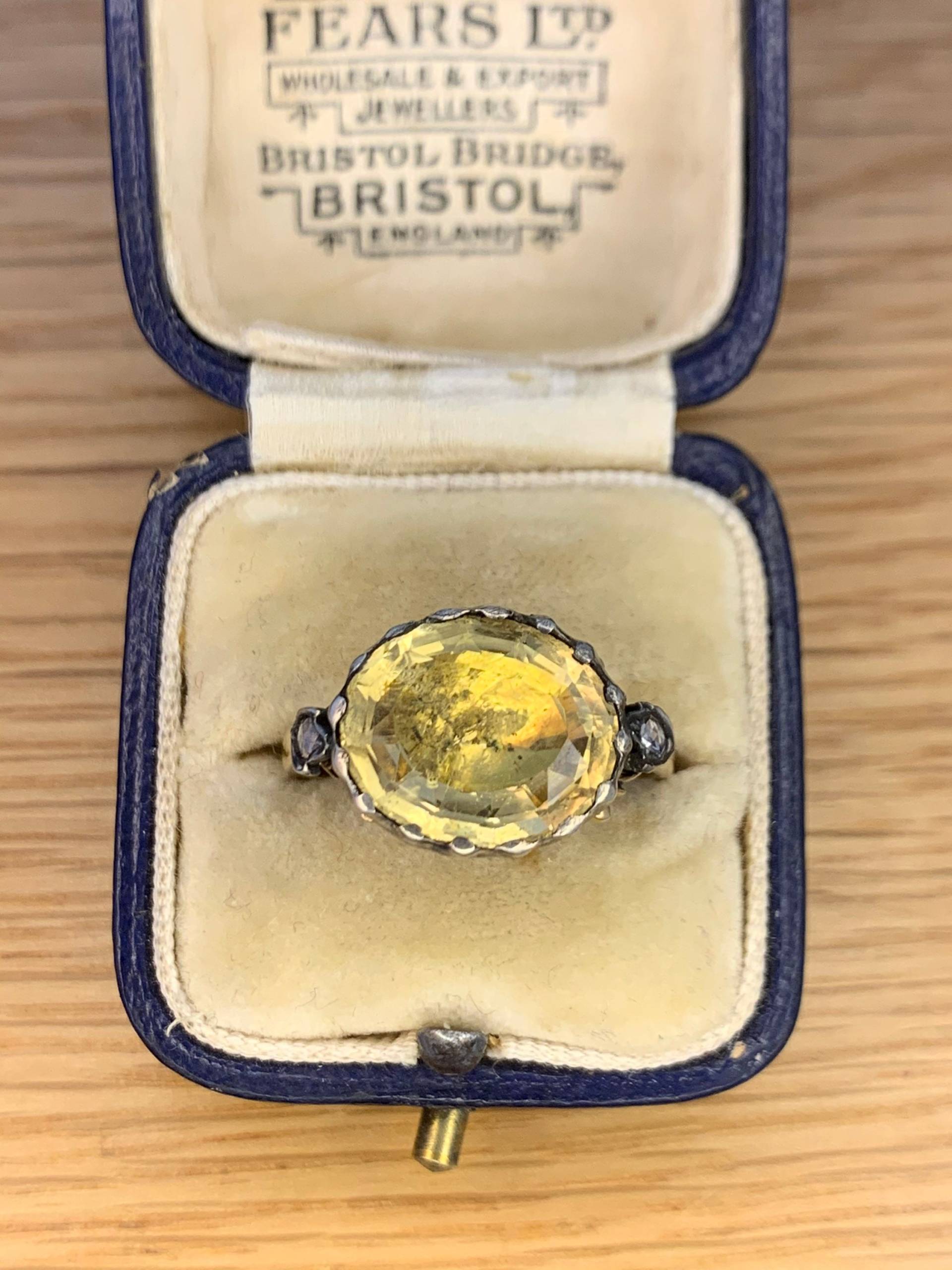 Ein 8 Karat Citrin & Rosenschliff Diamant Ring Circa 1800's von clasicaljewelsco