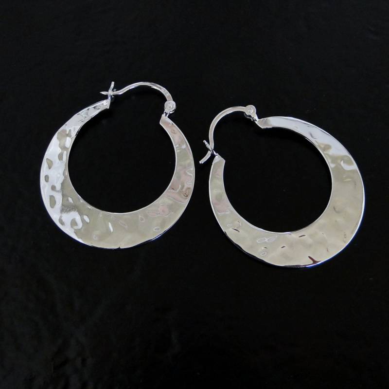 Creolen - 1, 25 Zoll Sterling Silber Gehämmerte von classicdesigns