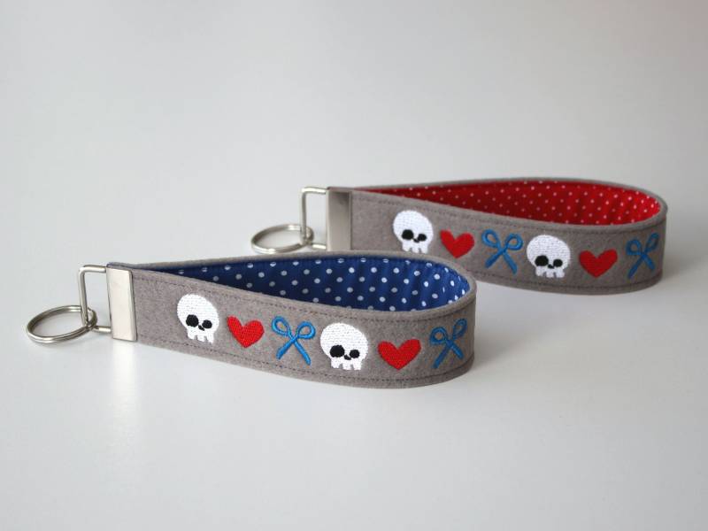 Schlüsselband - Sewing Is My Love Schlüsselanhänger Herz Skull Schere Für Selbstnäher Geschenk Nähzubehör von clauchichi