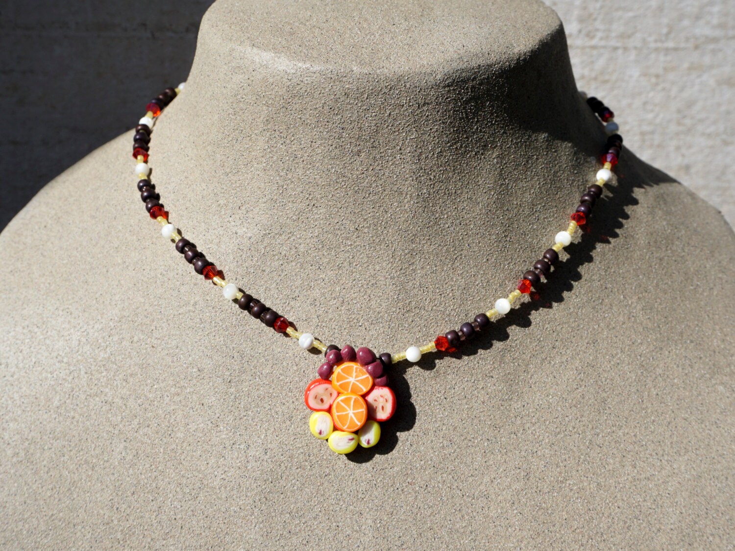 Meine Lieblings-Obst-Halskette Meine Lieblings-Obst-Halskette von claythingsofdewire