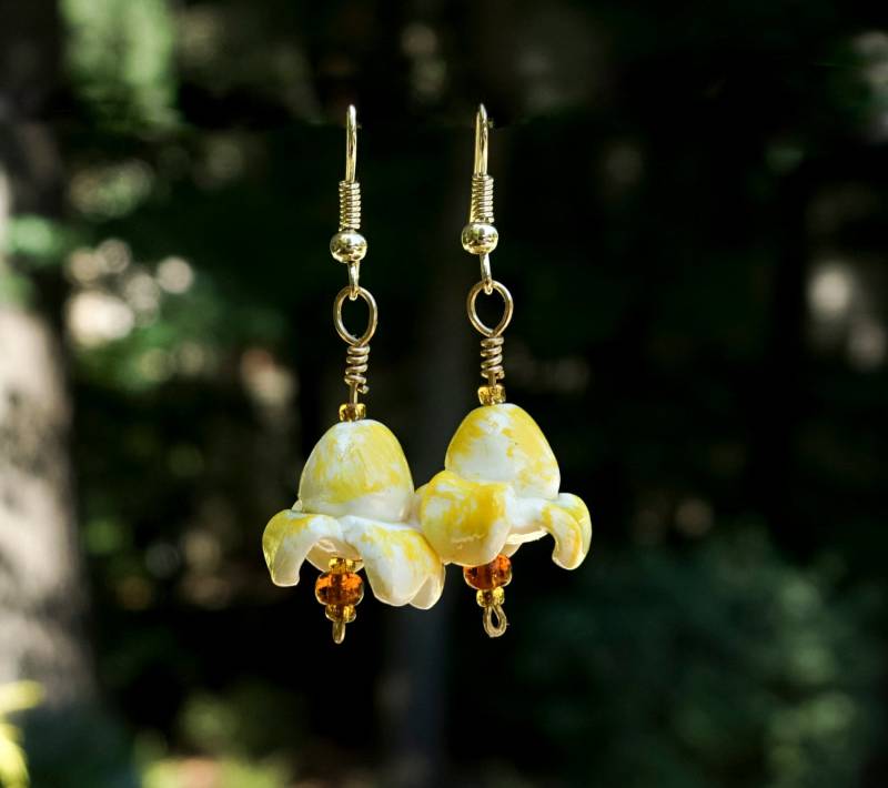 Popcorn-Ohrringe, Gebutterte Leicht Popcorn, Ohrringe Für Popcorn Liebhaber Popcorn-Ohrringe, Gebutterte Leicht Popcorn, Ohrringe Für Popcorn Liebhaber von claythingsofdewire