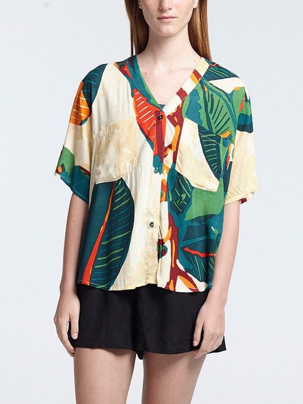 Cropped Kurzärmeliges Loses One Size Boho Shirt "Ficus' von cleogatzeli