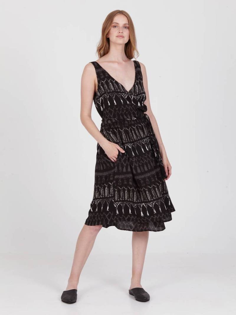 strand Wickelkleid, Sommer Midi Kleid, Cover Up Mit Taschen, "Fransen Schwarz' von cleogatzeli