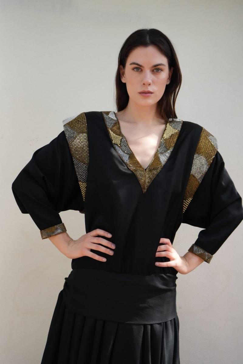 Vintage Partykleid/Perlenbesetzte Schultern Mit Chiffon Tiefer Taille 80Er Jahre Schulterpolster Knalliges Haute Avantgarde Kleid von closetcaseVNTG