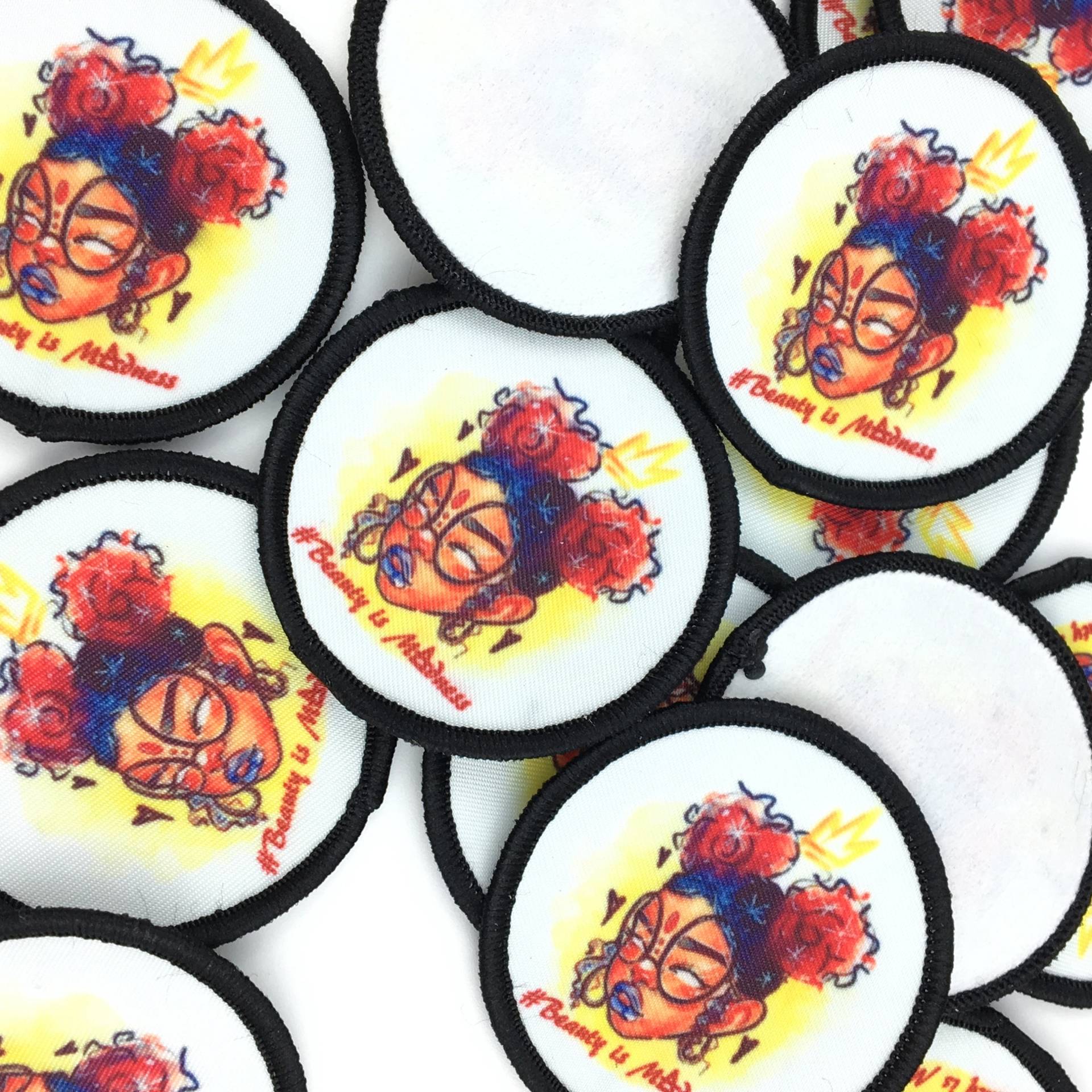100 Benutzerdefinierte Patches, Foto-Patch, Bild-Patch, Sublimations-Patch, Gedruckter Patch, Patches - Heal-Seal-Patches 100 Benutzerdefinierte Patches, Foto-Patch, Bild-Patch, Sublimations-Patch, Gedruckter Patch, Patches - Heal-Seal-Patches von clothinglabelz