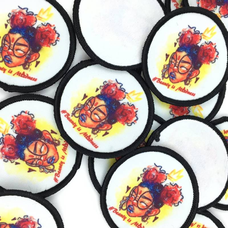 100 Benutzerdefinierte Patches, Foto-Patch, Bild-Patch, Sublimations-Patch, Gedruckter Patch, Patches - Heal-Seal-Patches 100 Benutzerdefinierte Patches, Foto-Patch, Bild-Patch, Sublimations-Patch, Gedruckter Patch, Patches - Heal-Seal-Patches von clothinglabelz