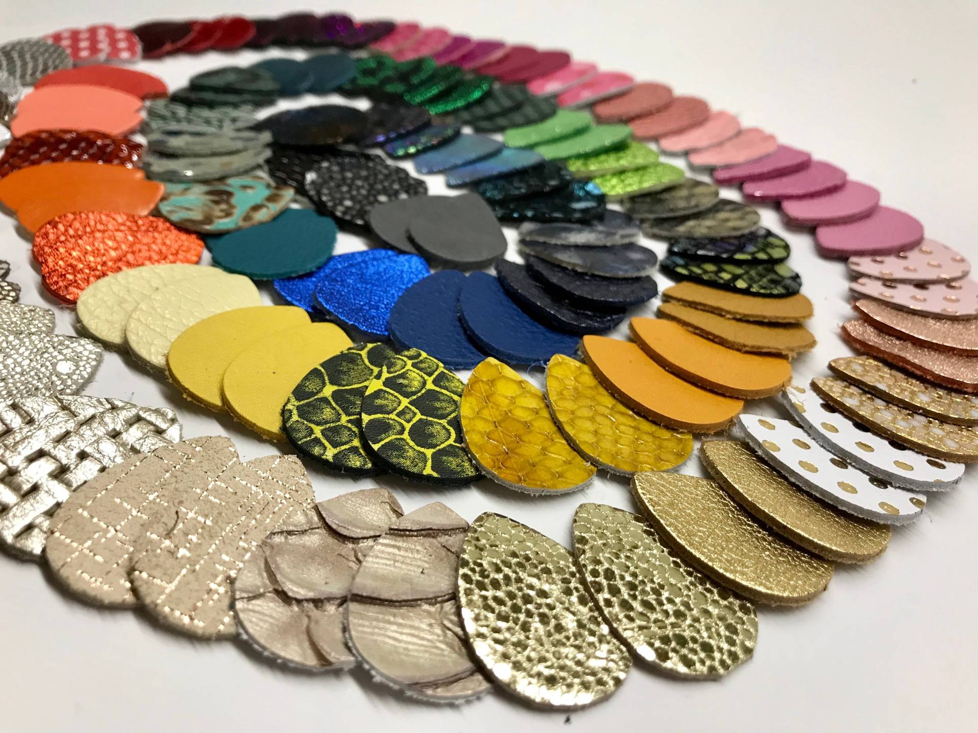 Leder Ohrringe-Leder Tropfen Ohrringe-Rustikale Boho Chic -2"Vorgeschnittene Ohrringe-Diy Bastelbedarf Leder Ohrringe-Leder Tropfen Ohrringe-Rustikale Boho Chic -2"Vorgeschnittene Ohrringe-Diy Bastelbedarf von coastalleathercraft