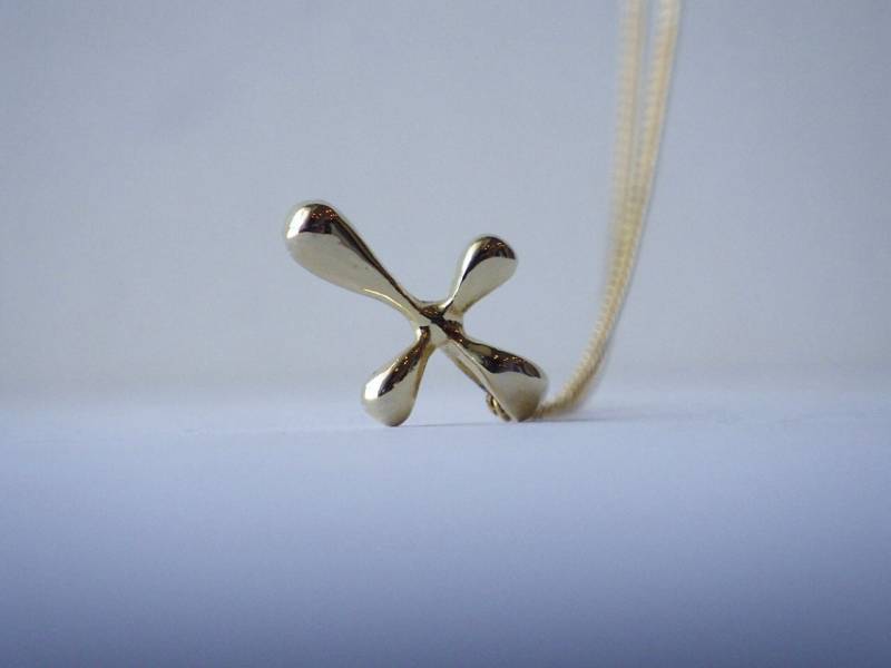 Kreuz Halskette in Gold Kreuz Halskette in Gold von cocobijouxco