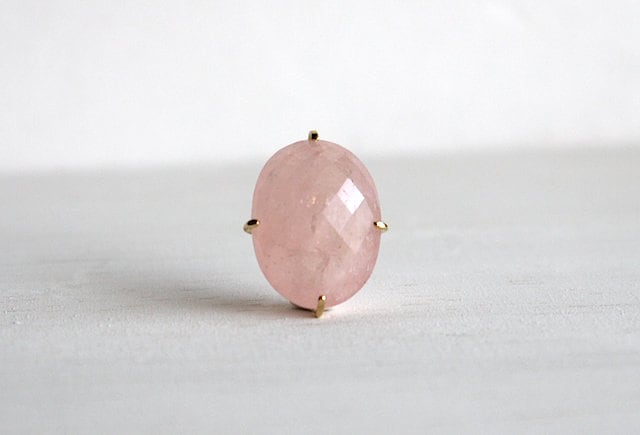 Rosa Morganit 9, 13 Karat 18K Rosa Morganit 9, 13 Karat 18K von cocobijouxco