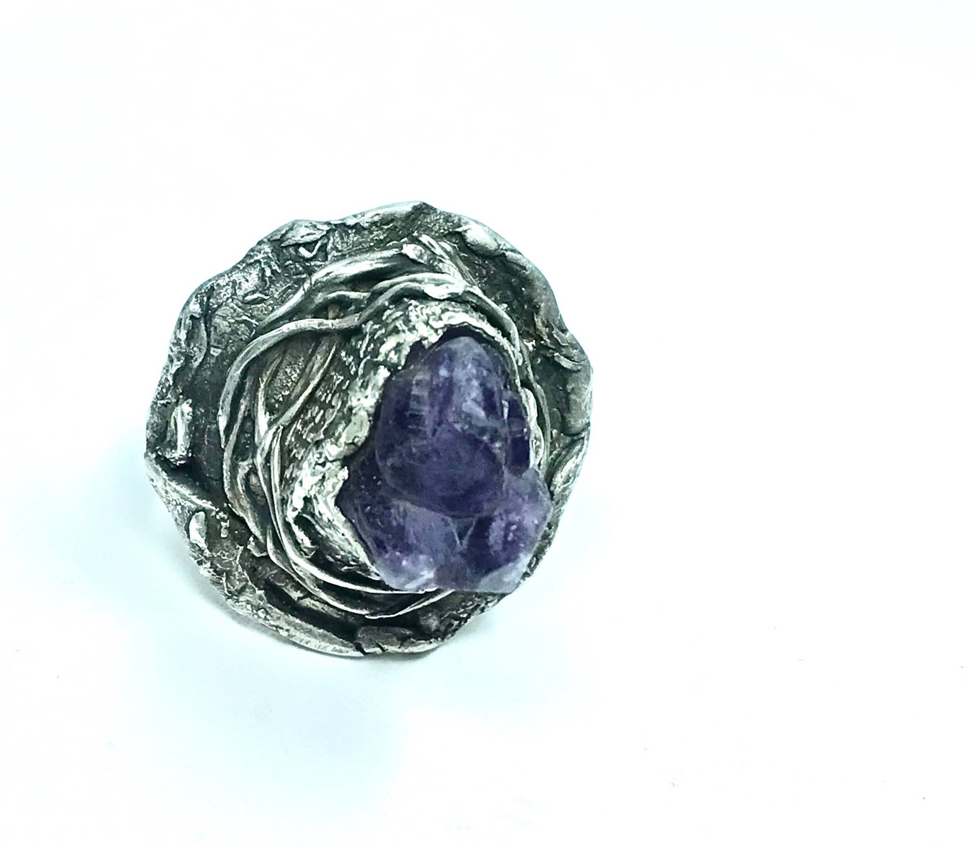 Roher Amethyst Ring. Großer Grobstrick Statement Sterling Schmuck. Moderner Primitiver Roher Amethyst Ring. Großer Grobstrick Statement Sterling Schmuck. Moderner Primitiver von codysanantonio