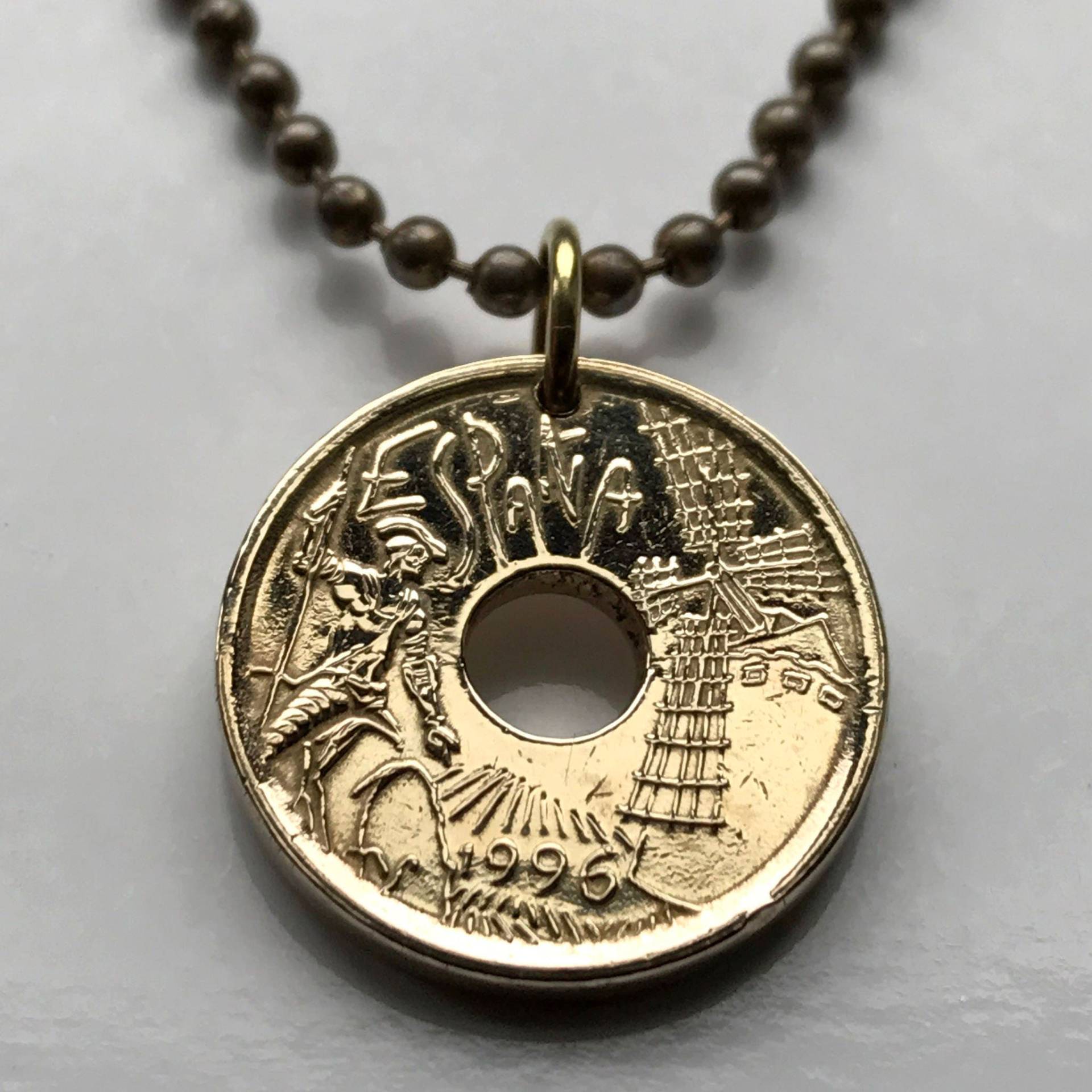 1996 Spanien España 25 Peseta Münzanhänger Don Quijote Miguel De Cervantes Castilla La Mancha Toledo Ciudad Real Ávila Cáceres Badajoz N002154 von coinedJEWELRY