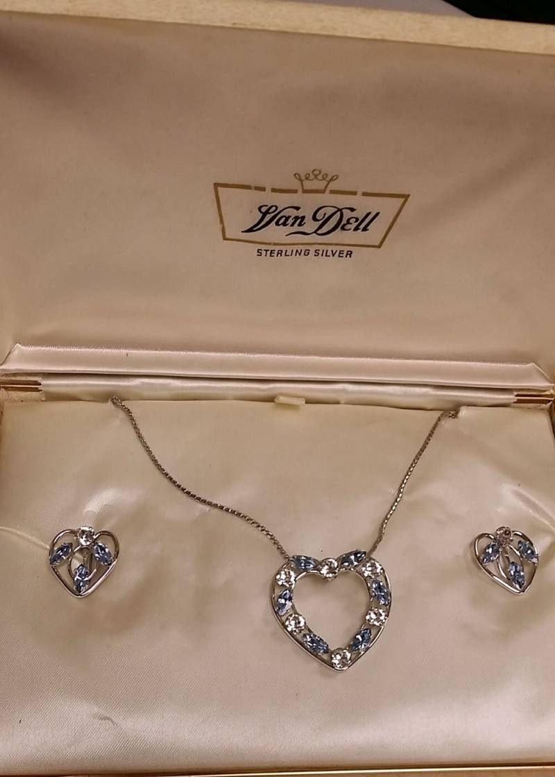 1950Er Jahre Van Dell Sterling Silber Kristall Herz Schraube Wieder Ohrring Set Nos von collectiblejewels